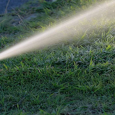 Impianto di irrigazione per prato: come sceglierlo